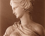 Giacomo Rossi, Musa, particolare, Cento, Palazzo Rusconi (ex Tavecchi)